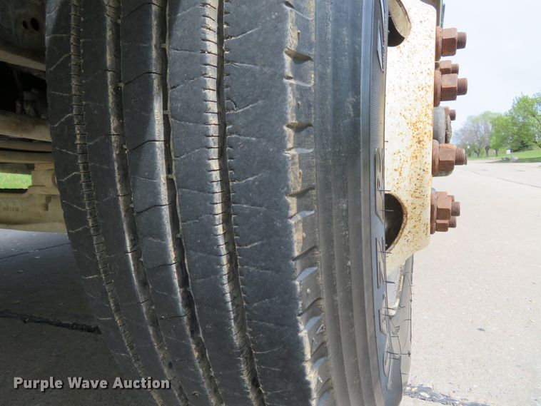 image for item HV9749 2006 International 4200  dump truck