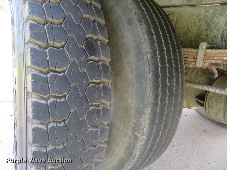 image for item HV9749 2006 International 4200  dump truck