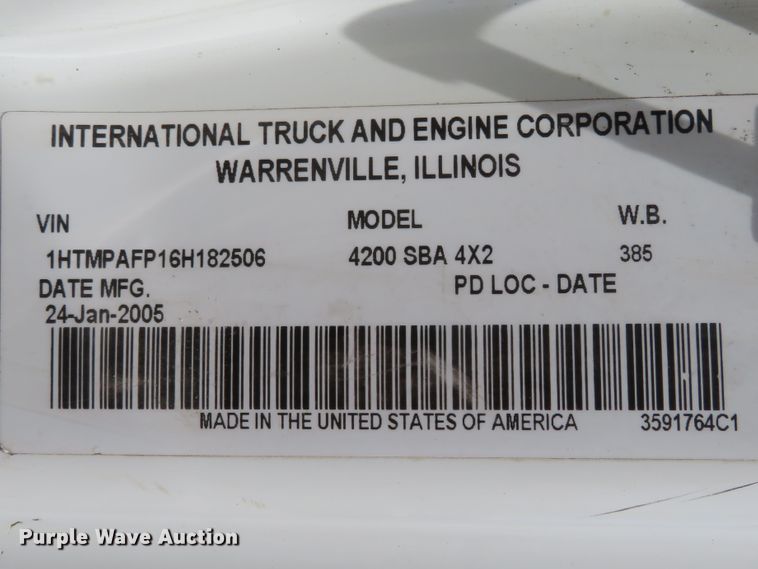 image for item HV9749 2006 International 4200  dump truck