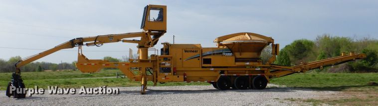 image for item HX9215 2012 Vermeer TG5000 tub grinder