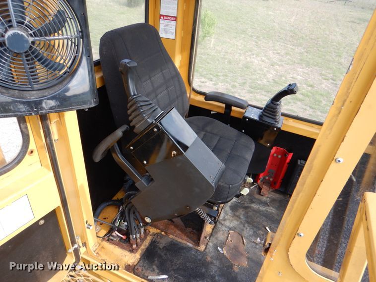 image for item HX9215 2012 Vermeer TG5000 tub grinder