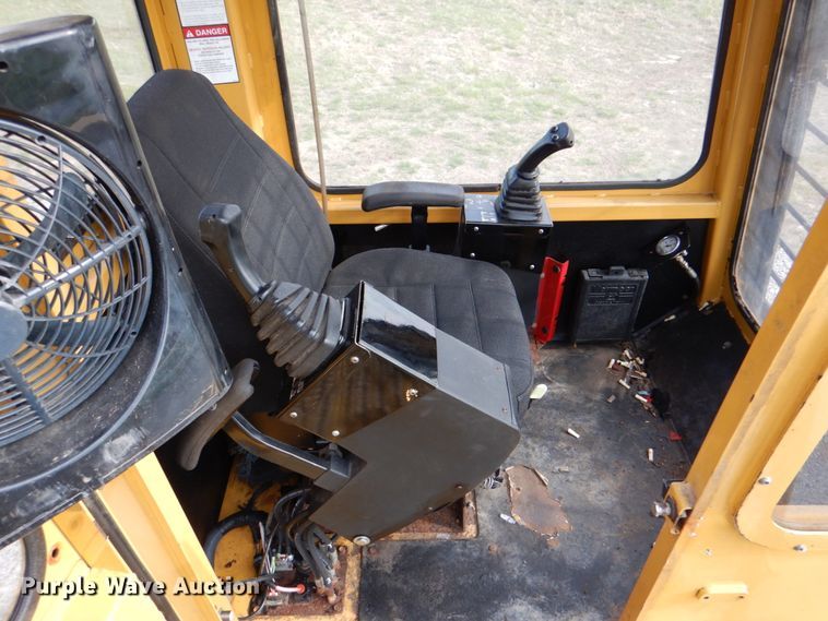 image for item HX9215 2012 Vermeer TG5000 tub grinder