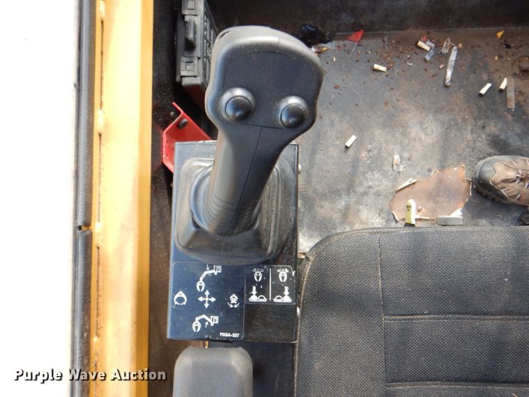 image for item HX9215 2012 Vermeer TG5000 tub grinder