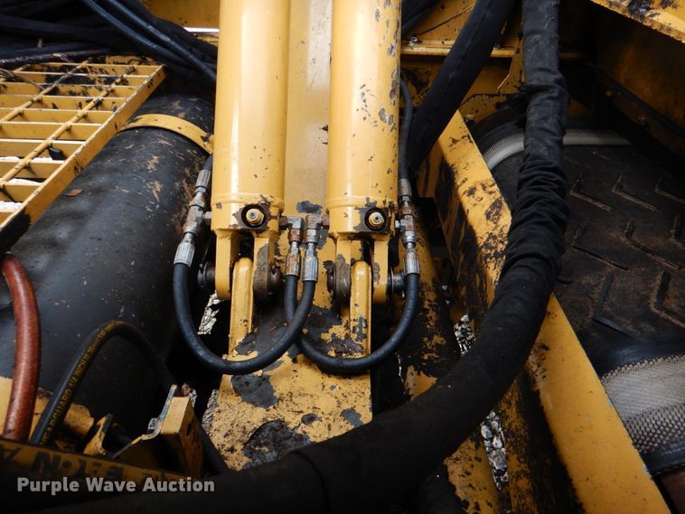 image for item HX9215 2012 Vermeer TG5000 tub grinder