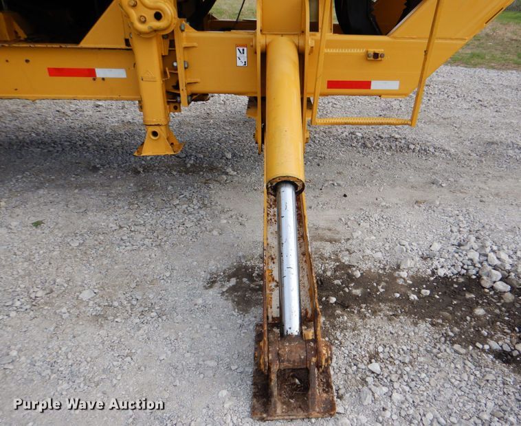 image for item HX9215 2012 Vermeer TG5000 tub grinder