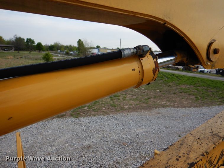 image for item HX9215 2012 Vermeer TG5000 tub grinder