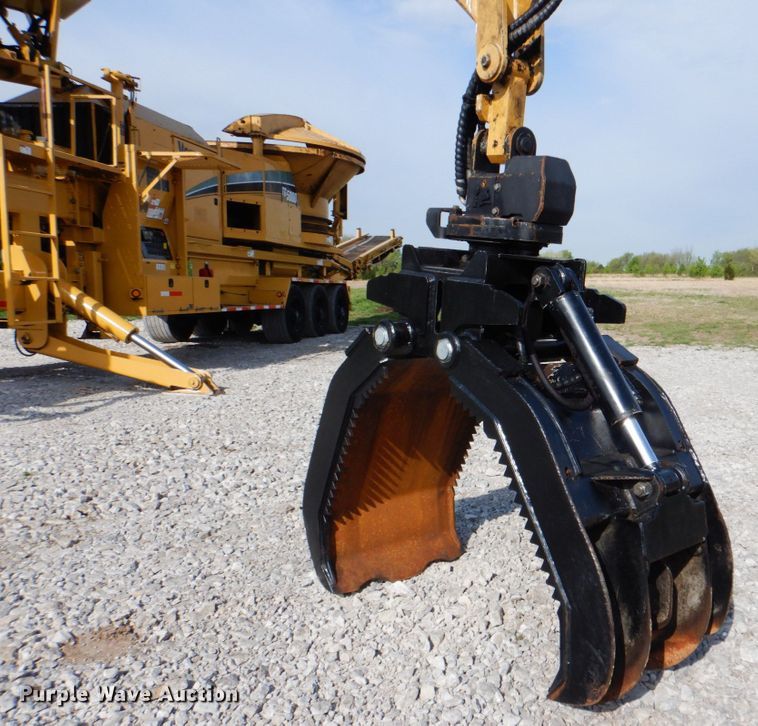 image for item HX9215 2012 Vermeer TG5000 tub grinder