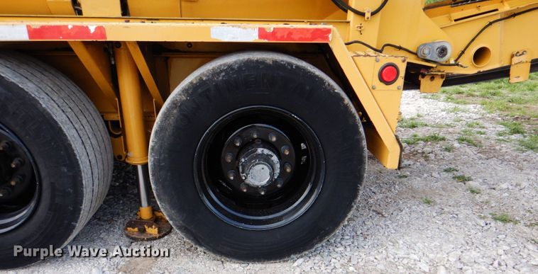 image for item HX9215 2012 Vermeer TG5000 tub grinder