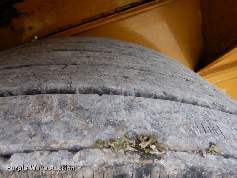 image for item HX9215 2012 Vermeer TG5000 tub grinder