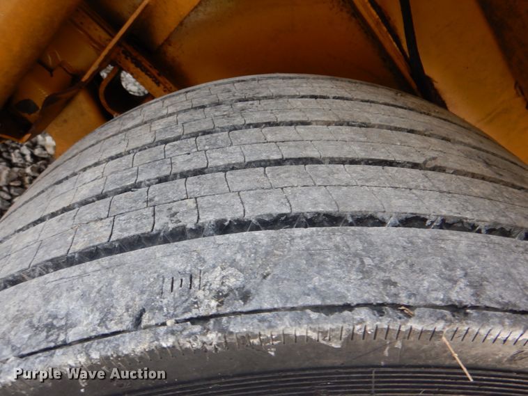 image for item HX9215 2012 Vermeer TG5000 tub grinder