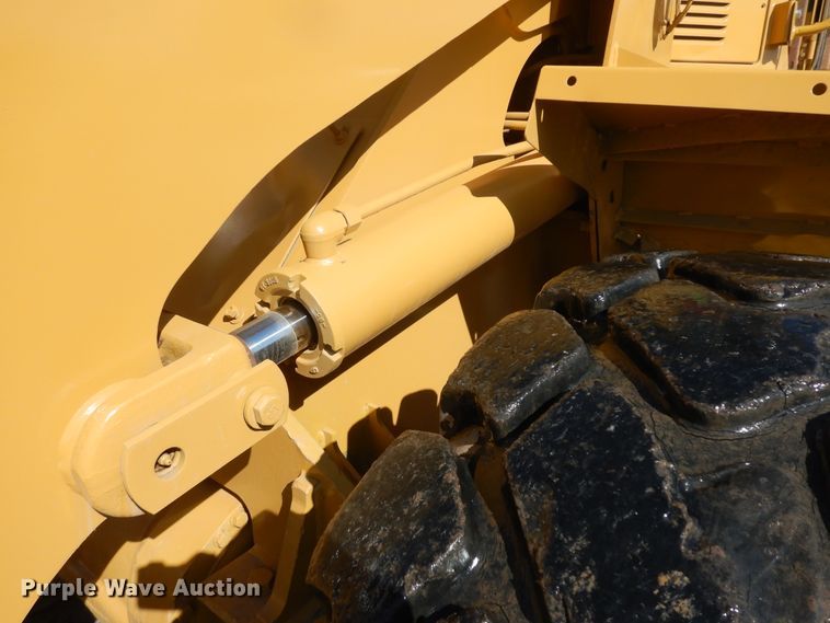 image for item ID9757 1994 Caterpillar 938F  wheel loader