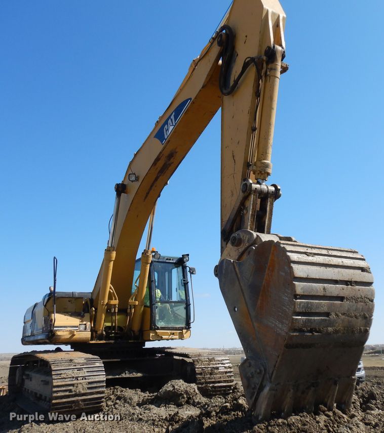 image for item ID9758 1997 Caterpillar 330BL  excavator