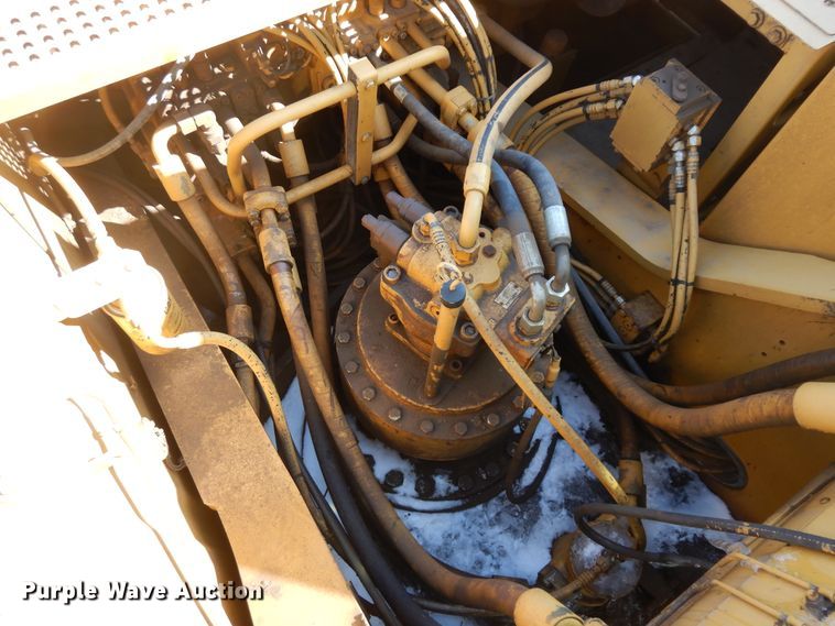 image for item ID9758 1997 Caterpillar 330BL  excavator