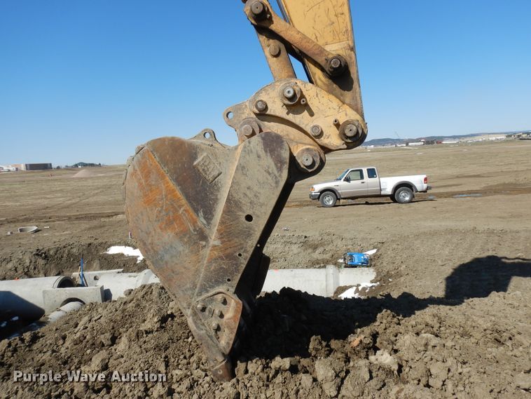 image for item ID9758 1997 Caterpillar 330BL  excavator