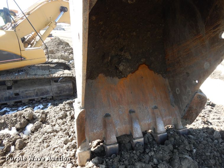 image for item ID9758 1997 Caterpillar 330BL  excavator