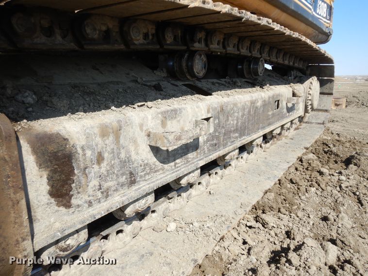 image for item ID9758 1997 Caterpillar 330BL  excavator