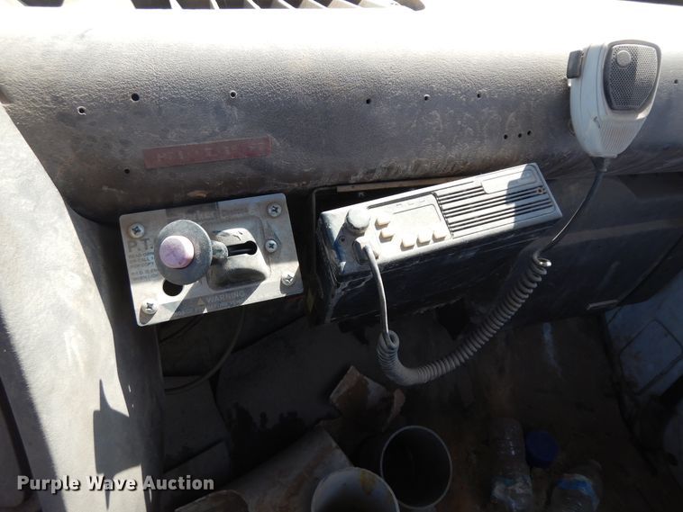 image for item ID9759 1980 Ford 8000  utility / service truck