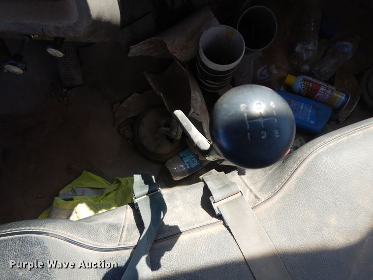 image for item ID9759 1980 Ford 8000  utility / service truck