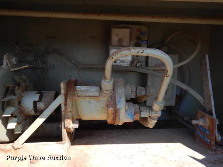 image for item ID9759 1980 Ford 8000  utility / service truck