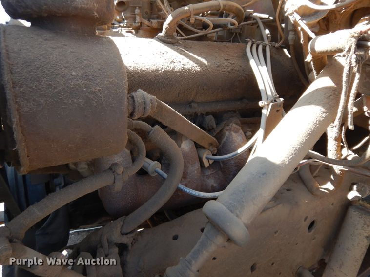 image for item ID9760 1979 GMC 7000  fuel truck