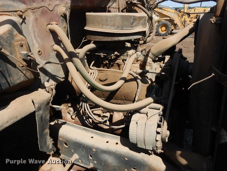 image for item ID9760 1979 GMC 7000  fuel truck