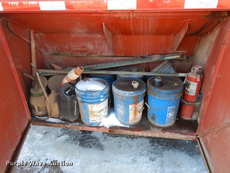 image for item ID9760 1979 GMC 7000  fuel truck