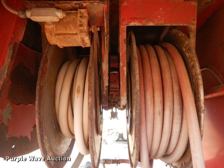 image for item ID9760 1979 GMC 7000  fuel truck