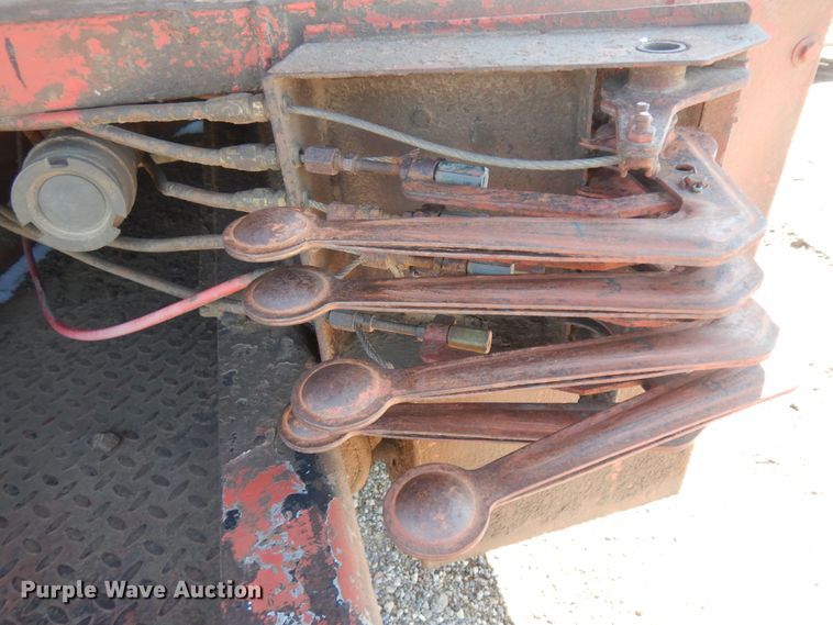 image for item ID9760 1979 GMC 7000  fuel truck