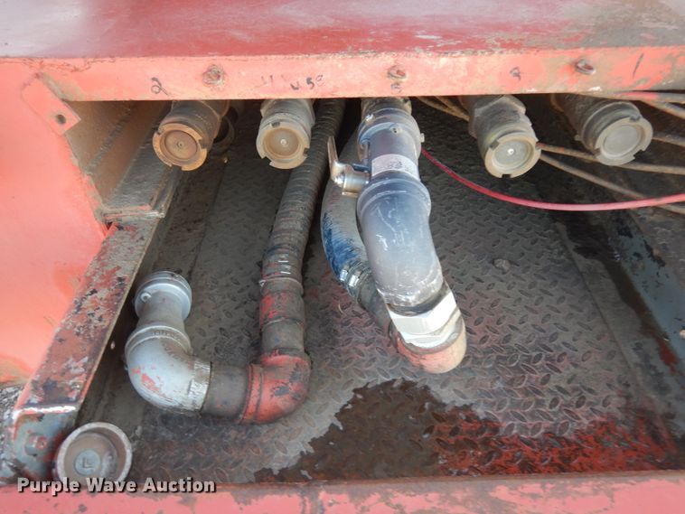 image for item ID9760 1979 GMC 7000  fuel truck