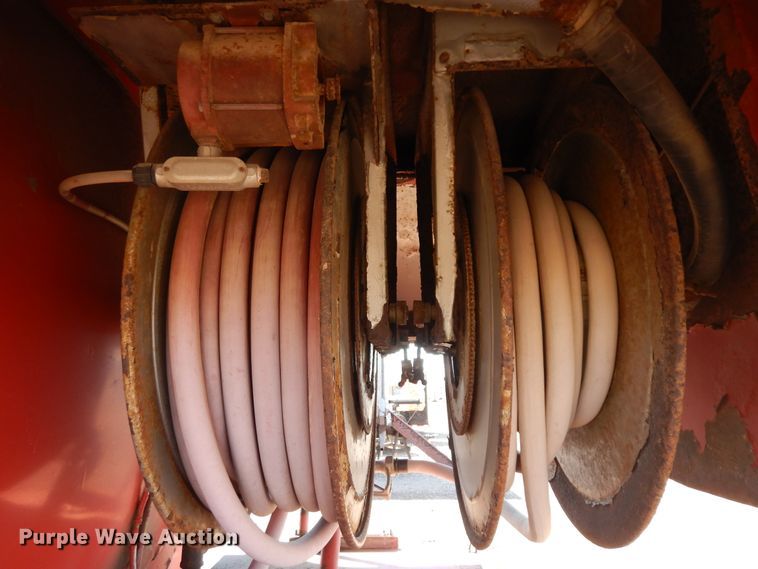 image for item ID9760 1979 GMC 7000  fuel truck