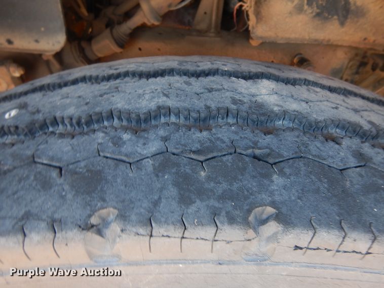 image for item ID9760 1979 GMC 7000  fuel truck