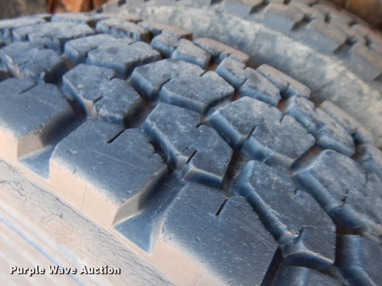 image for item ID9760 1979 GMC 7000  fuel truck