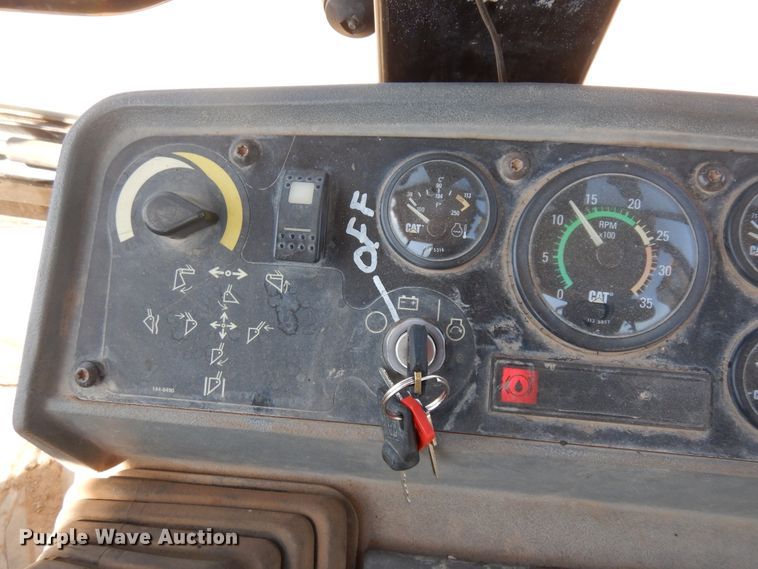 image for item ID9761 1997 Caterpillar 416C  backhoe