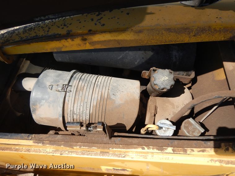 image for item ID9761 1997 Caterpillar 416C  backhoe