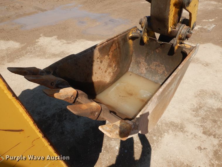 image for item ID9761 1997 Caterpillar 416C  backhoe