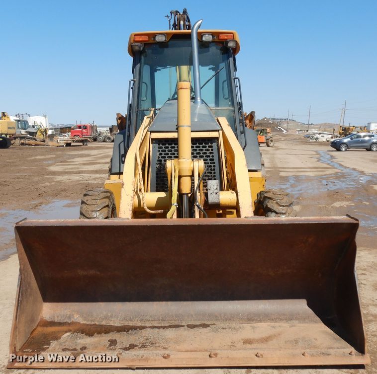 image for item ID9762 2006 John Deere 410G  backhoe