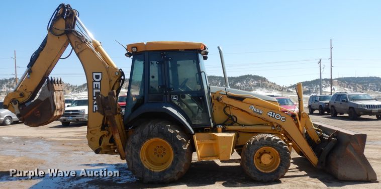 image for item ID9762 2006 John Deere 410G  backhoe