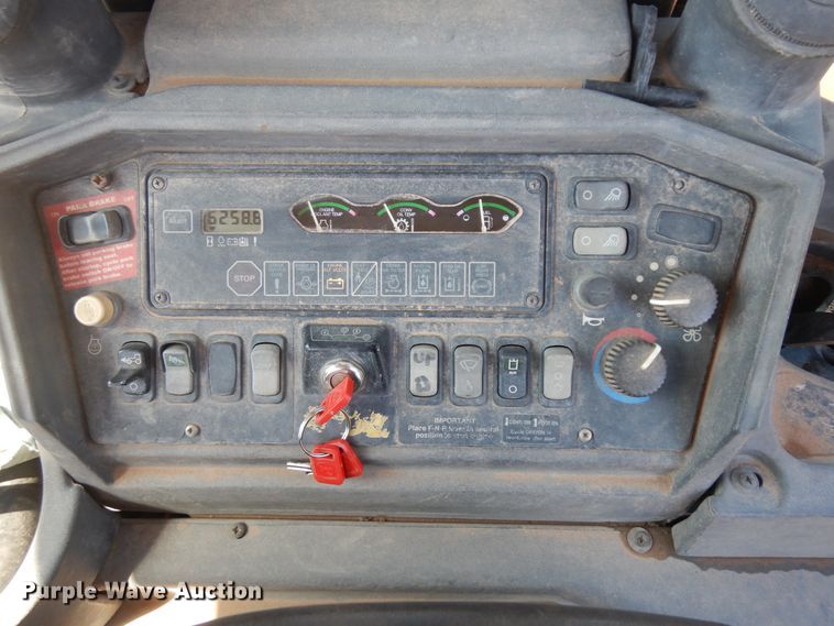 image for item ID9762 2006 John Deere 410G  backhoe