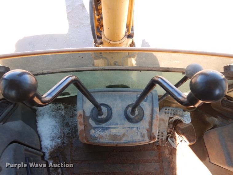 image for item ID9762 2006 John Deere 410G  backhoe