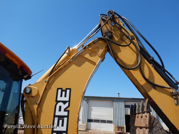 image for item ID9762 2006 John Deere 410G  backhoe