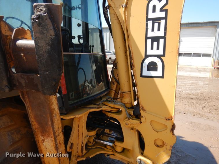 image for item ID9762 2006 John Deere 410G  backhoe