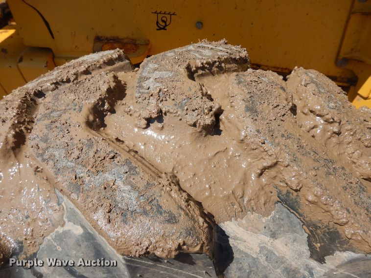 image for item ID9762 2006 John Deere 410G  backhoe