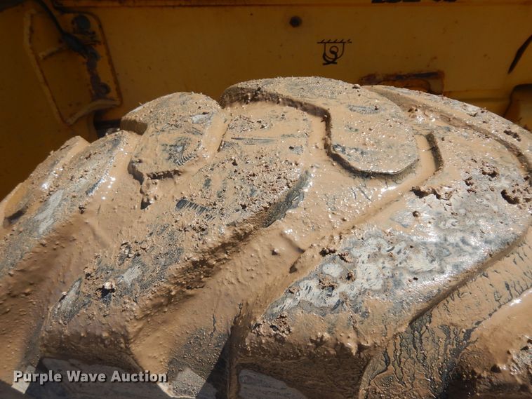 image for item ID9762 2006 John Deere 410G  backhoe