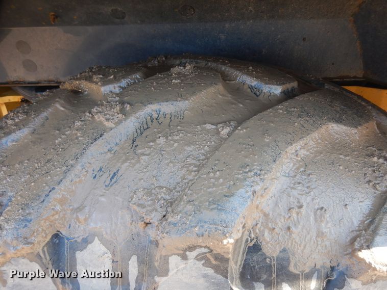 image for item ID9762 2006 John Deere 410G  backhoe