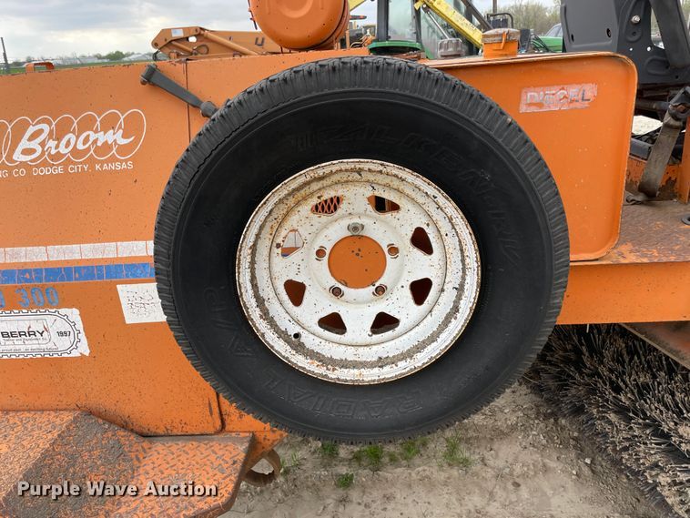 image for item II9397 1997 Broce RJ300  broom