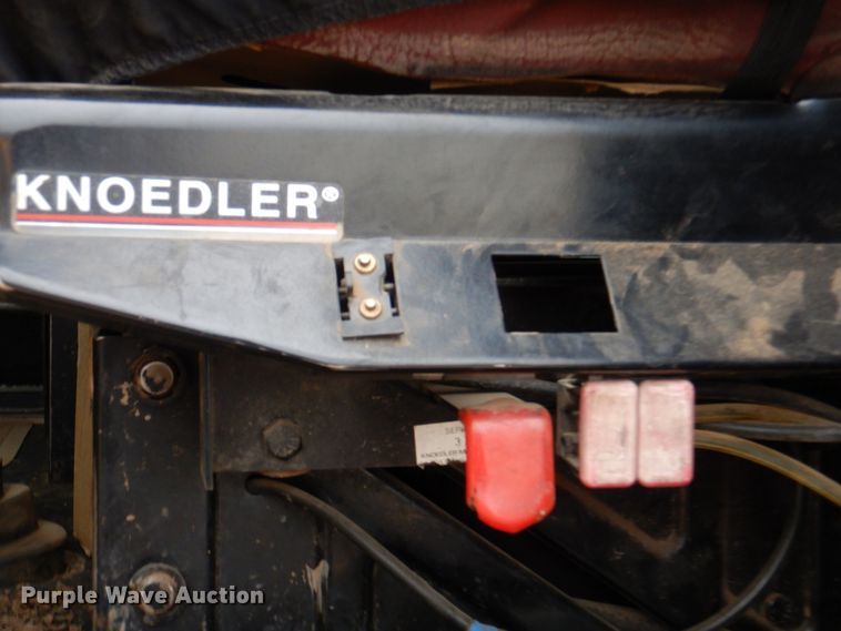 image for item II9883 1993 Kenworth T800  lube truck