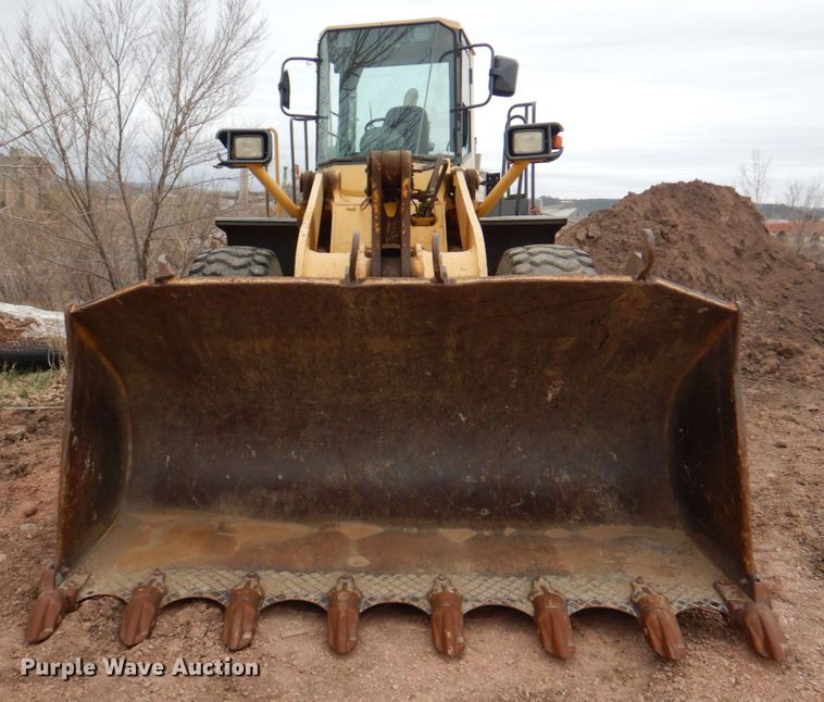 image for item II9886 2000 Komatsu WA380-3ML  wheel loader