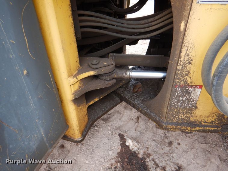 image for item II9886 2000 Komatsu WA380-3ML  wheel loader