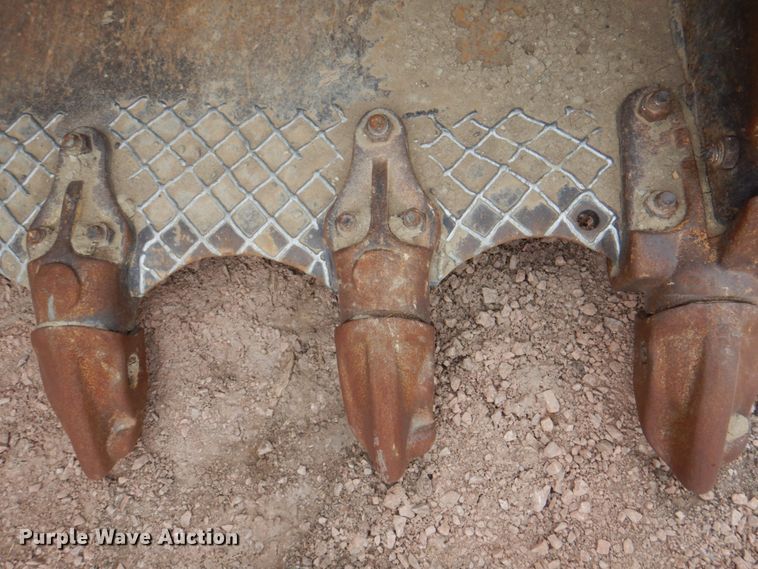 image for item II9886 2000 Komatsu WA380-3ML  wheel loader