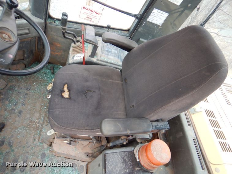 image for item II9886 2000 Komatsu WA380-3ML  wheel loader